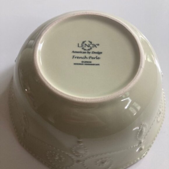 4 Piece Lenox French Perle Dinner Set in Pistachio - Picture 7 of 8